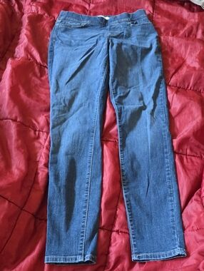 NWOT Levi's Pull On Skinny Jeans